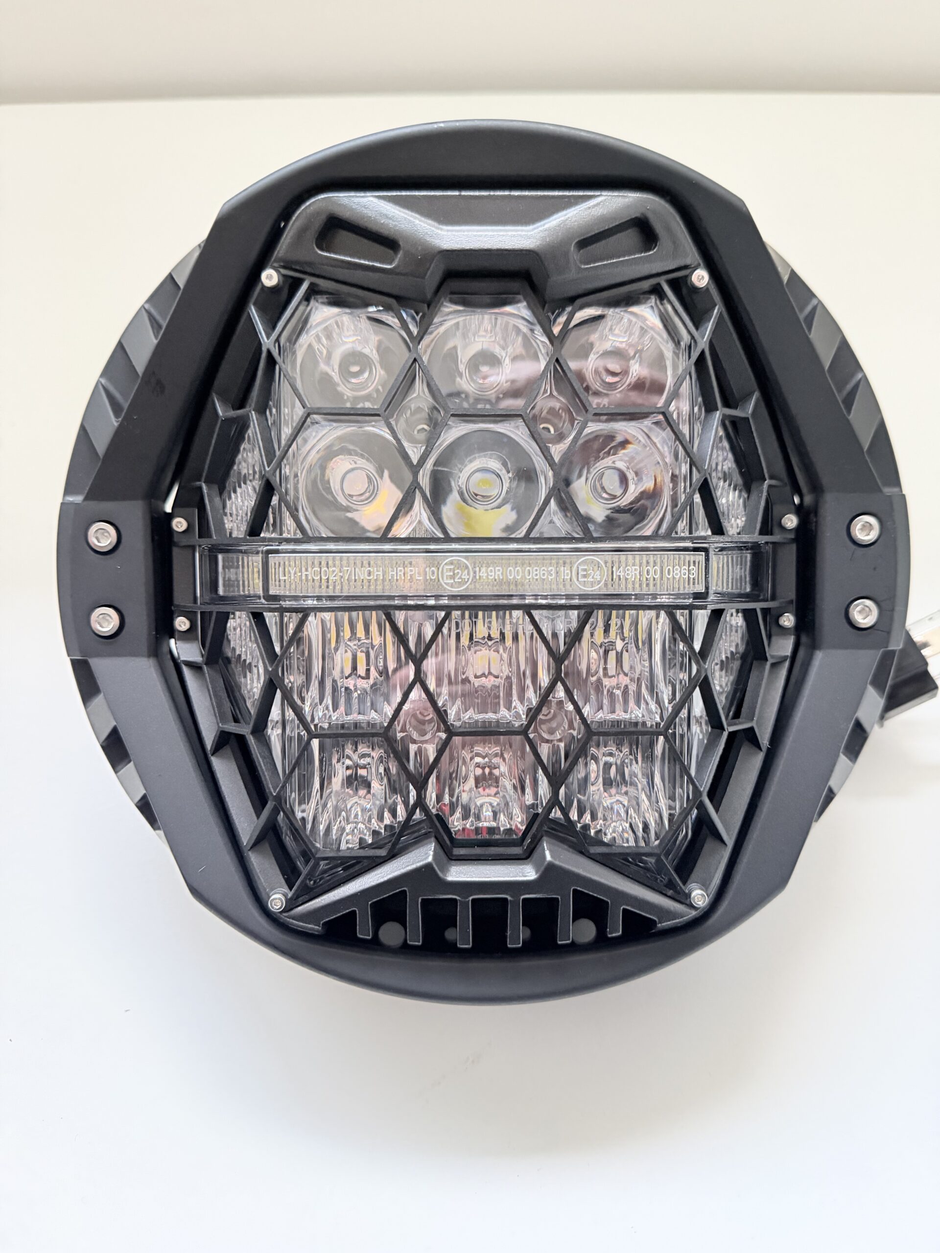 Agila 7” LED Touring light - Image 10
